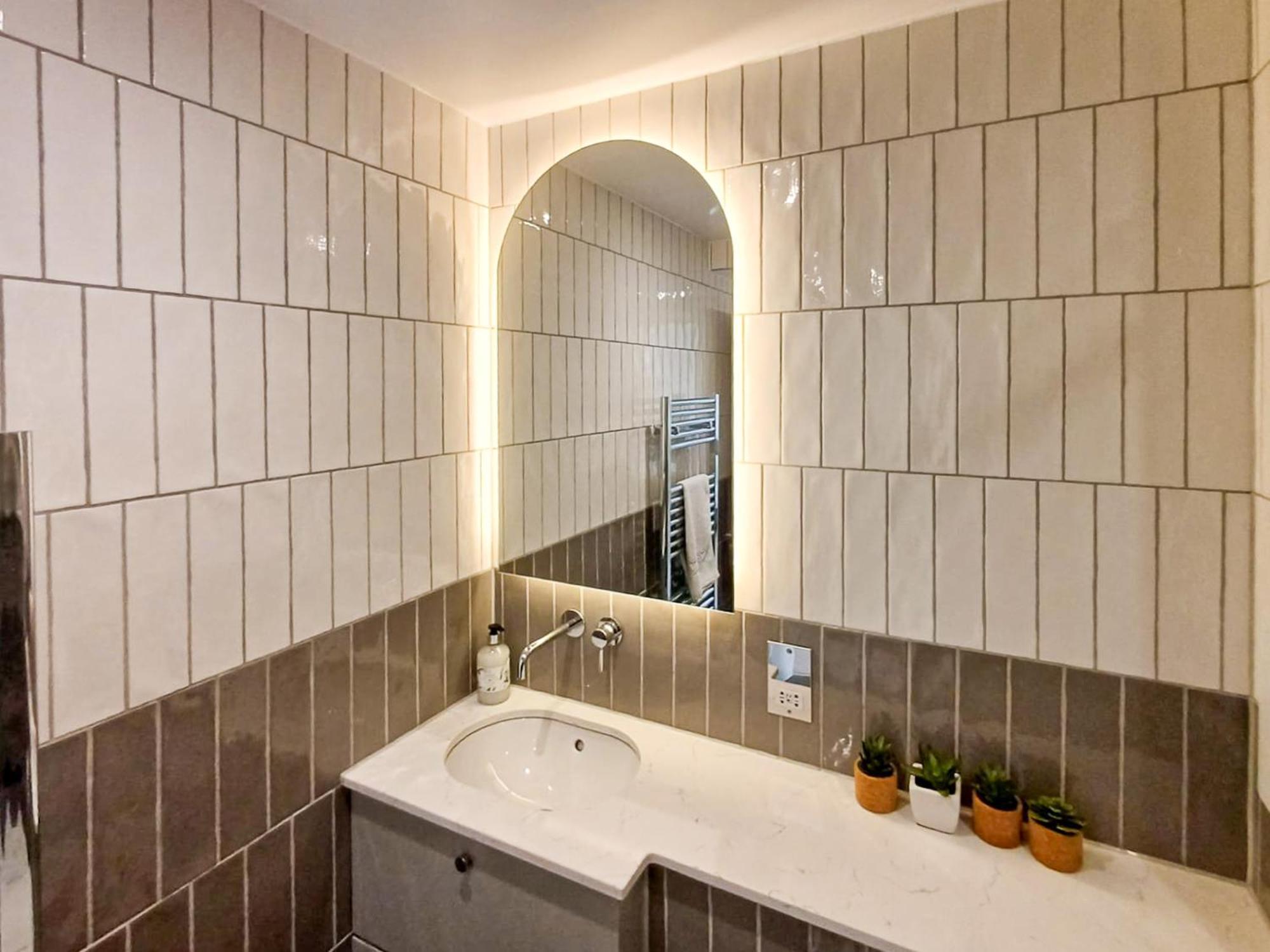 Modern 2-bedroom, 2-bathroom In West Kensington Appartamento *